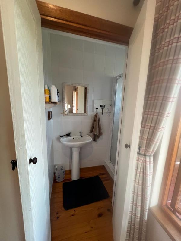 To Let 4 Bedroom Property for Rent in Sedgefield Central Western Cape